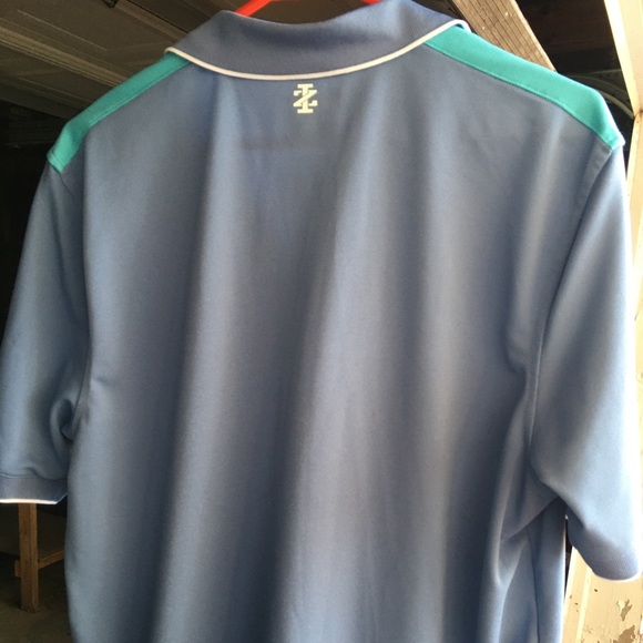 🦎 IZOD Golf Polo - Picture 2 of 3